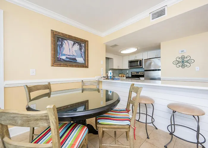 Apartment Island Winds West 573